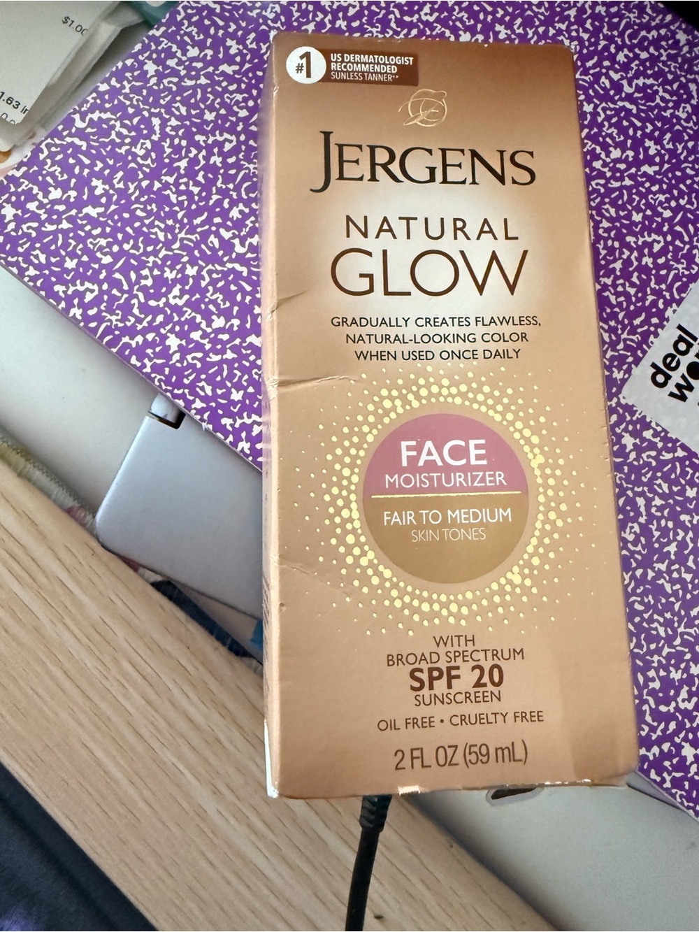 Jergens Natural Glow Face Moisturizer — Fair to Medium (Gold & Pink Packaging)